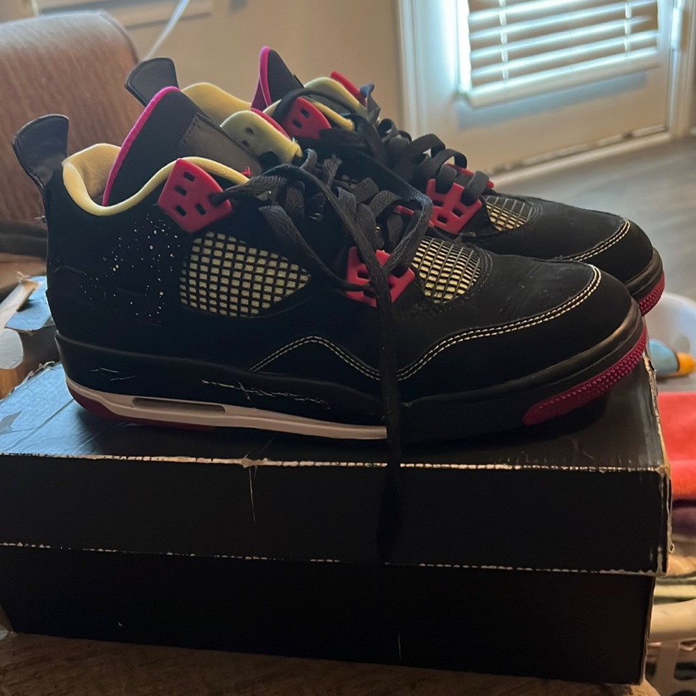 Air Jordan 4 Retro GS